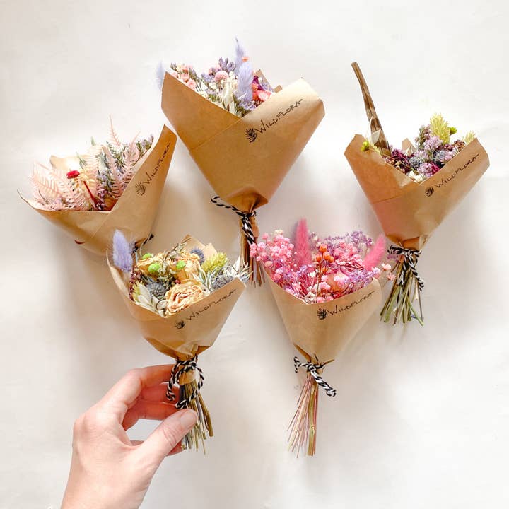 WildFlora - Wholesale Dried/Pressed Flowers - Wholesale Mini Dried Flower Bouquets4