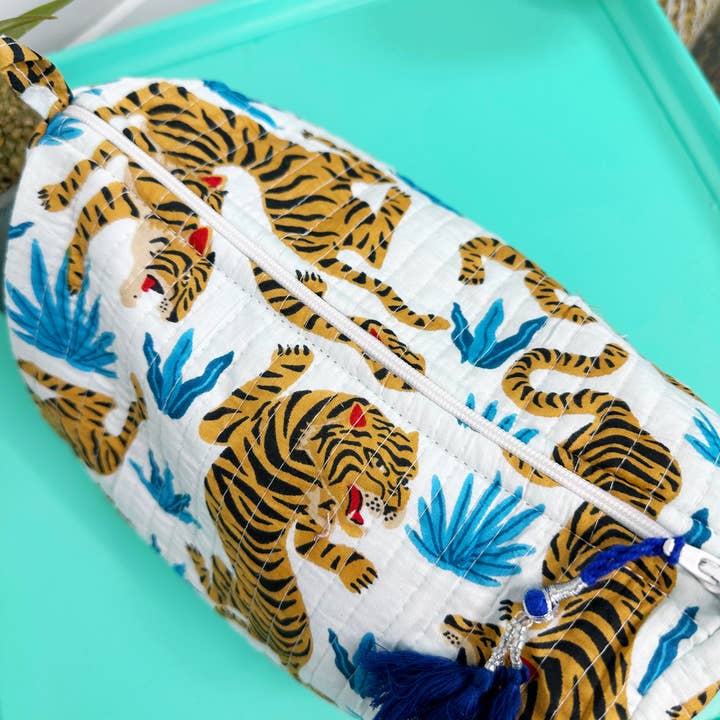Folklore Couture - Wholesale Makeup/Cosmetic Bag - Quilted White Tiger Print Makeup Bag | Cosmetics Travel Bags