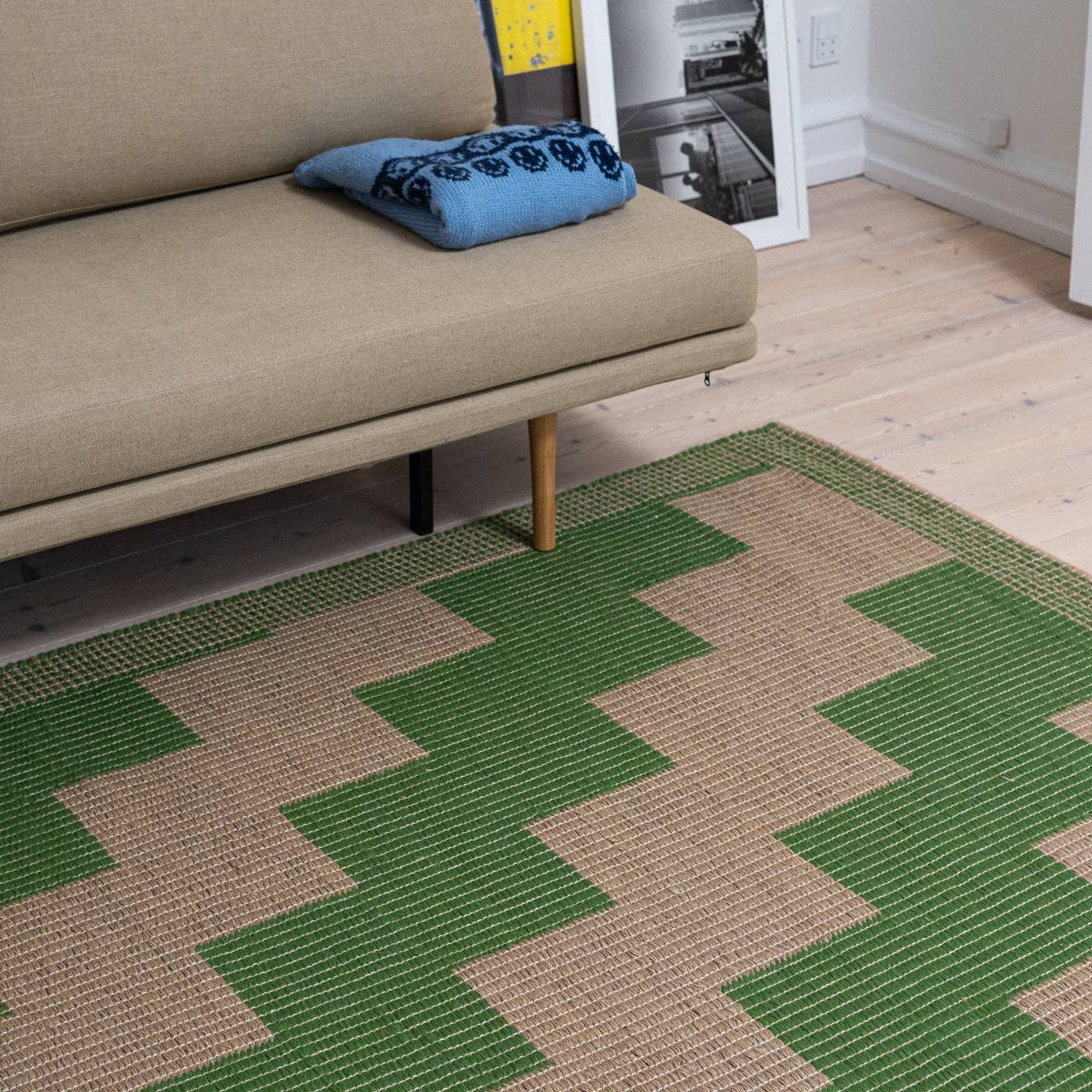 MATIAS MOELLENBACH - Vente Tapis - Tapis inversé en jute et laine - Zz Green1