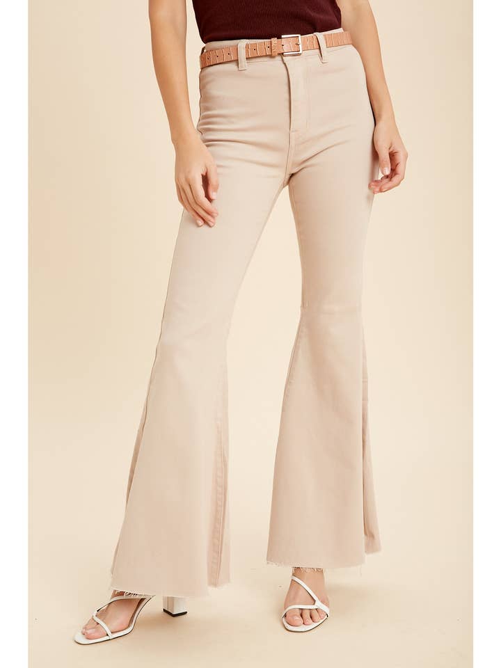 JEANS ACAMPANADOS DE TIRO ALTO CON BOLSILLOS / WL19-2932 para venta al por mayor de Wishlist Apparel