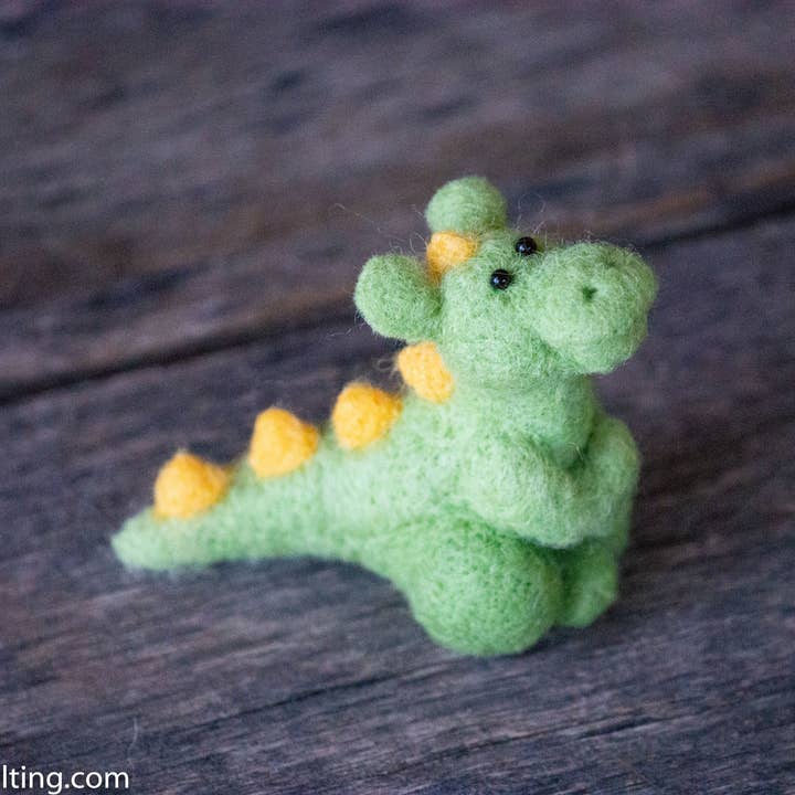 Bear Creek Felting - Vente Kits de couture - Kit de feutrage Dragon Needle1