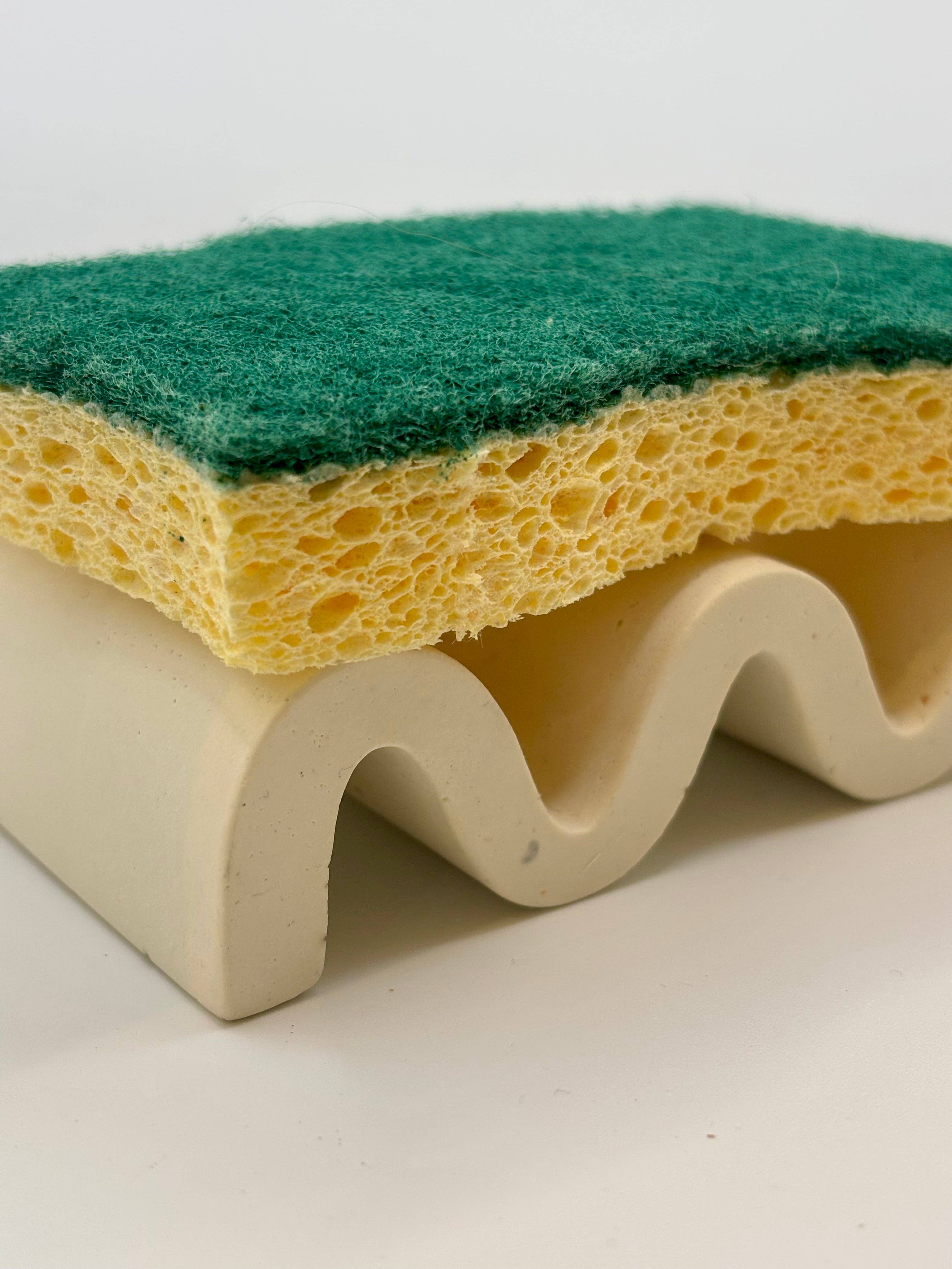 Amandyne Creations – wholesale Sponge holder – Ivory-colored wave-shaped sponge holder0
