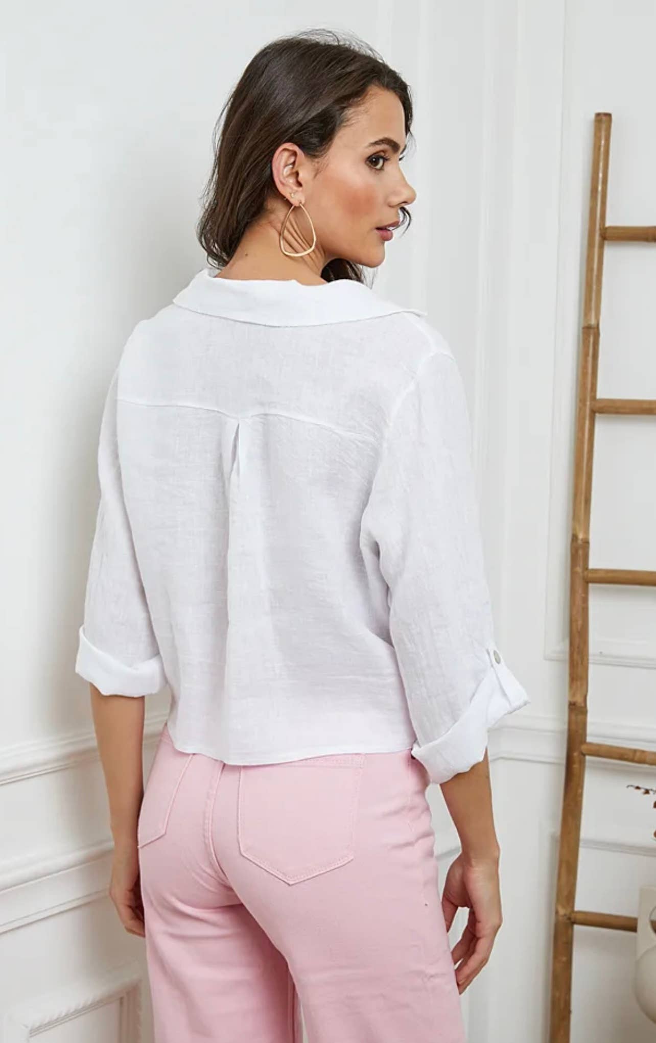 LÉA & LUC - Venta al por mayor Camisa con botones - Mujer - Camisas anudadas a la cintura en 100% lino REF. 220215