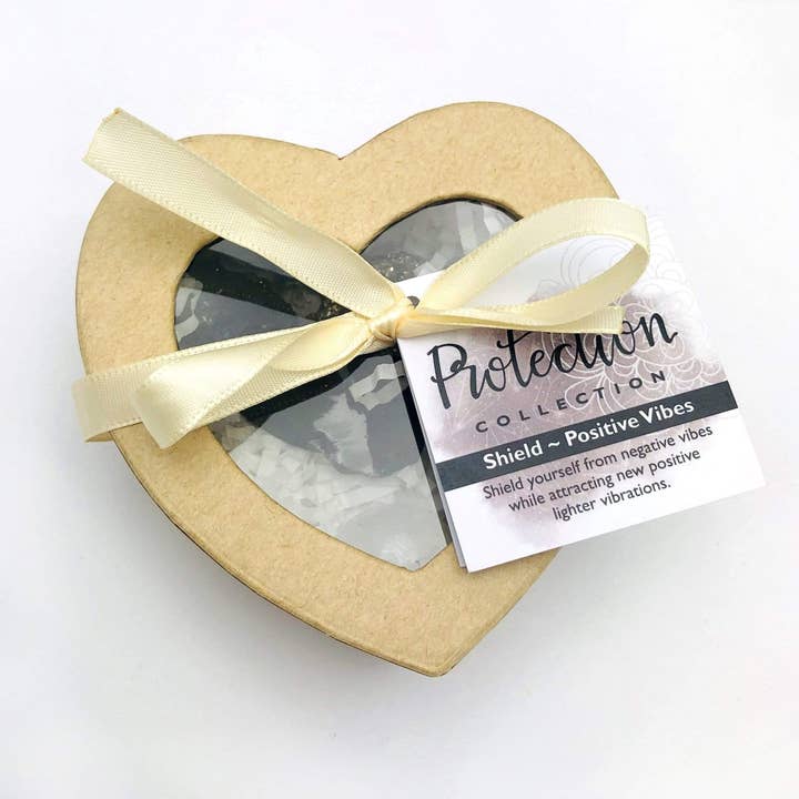 Rock Paradise - Wholesale Spiritual Stone/Crystal - Crystal Healing Protection Set of Stones in Heart Shaped Box