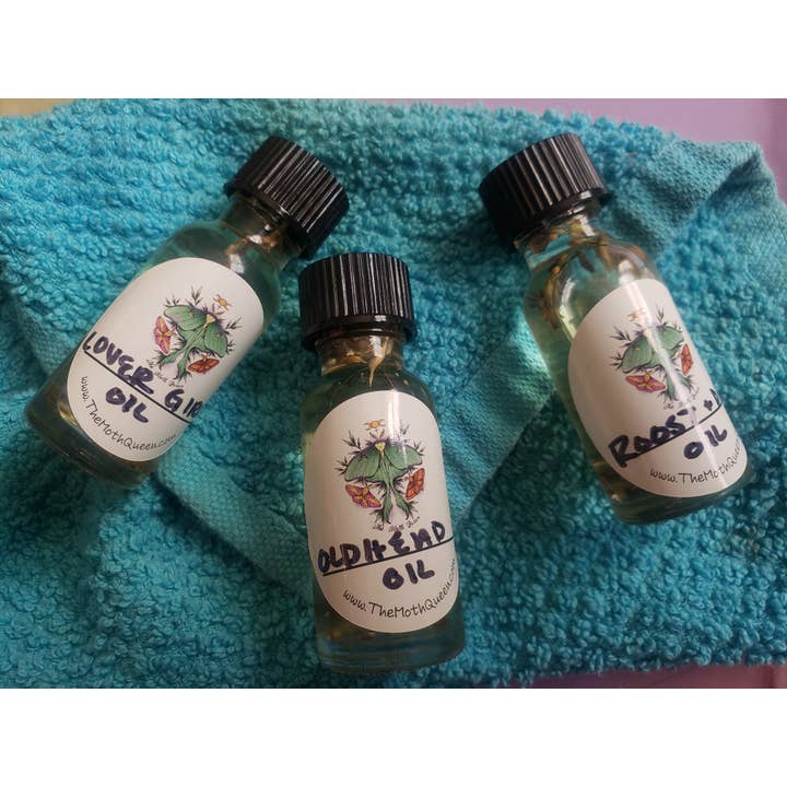 Huile Oldhead pour la vente par The Moth Queen