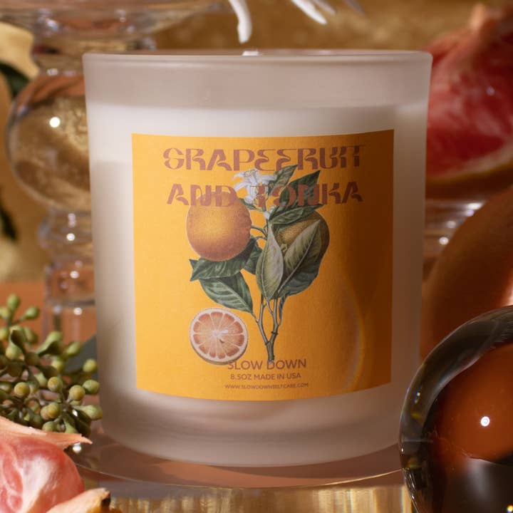 GRAPEFRUIT AND TONKA - Coconut Wax Candle for wholesale by Slow Down Self Care