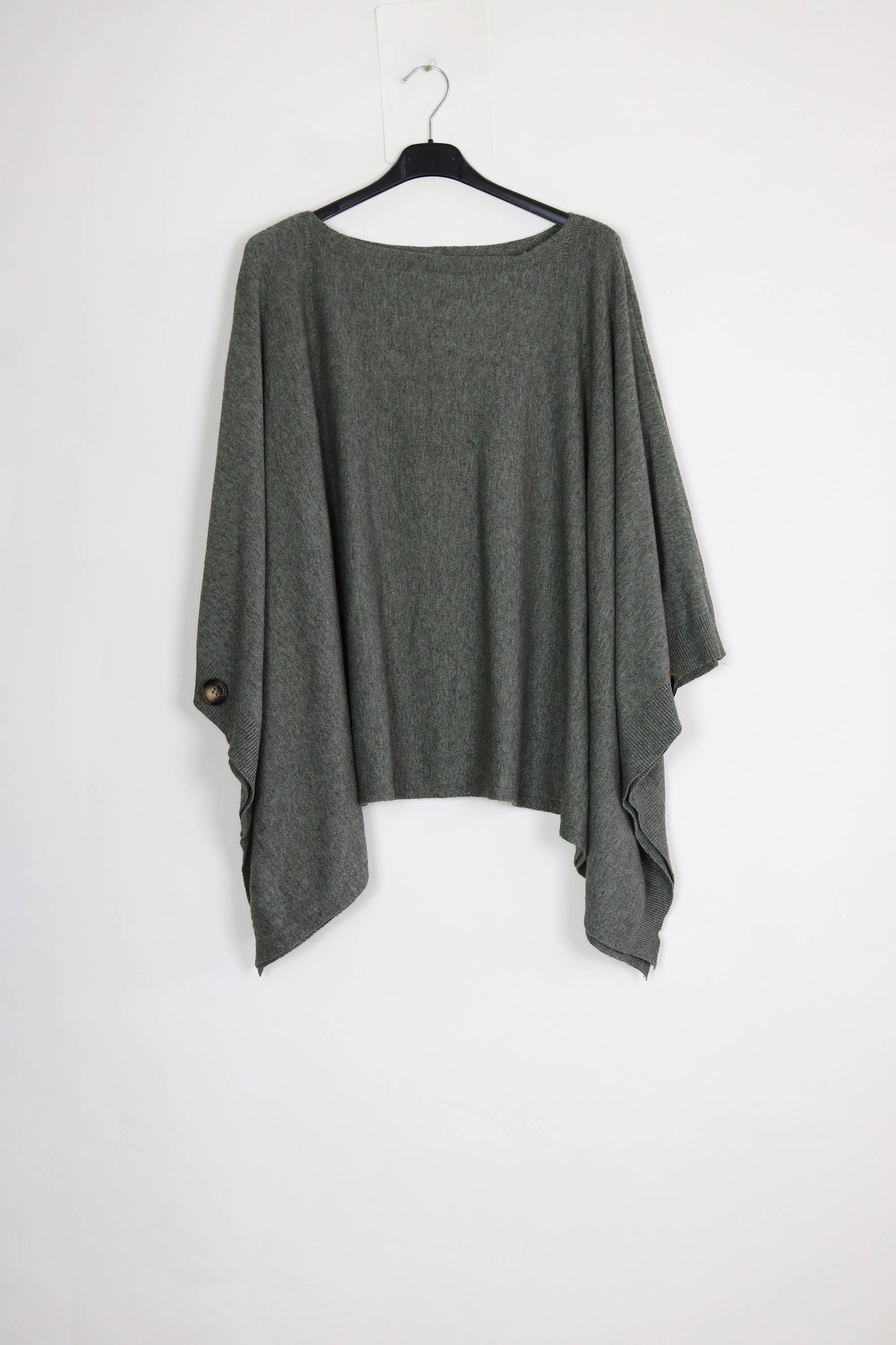 LÉA & LUC - Wholesale Poncho - Women's - Poncho REF. 2226920