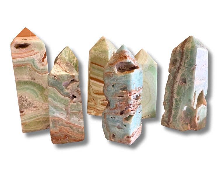 Crystal Magick Wholesale Ltd - Vendita all'ingrosso Pietra/cristallo spirituale - Obelisco caraibico in calcite0