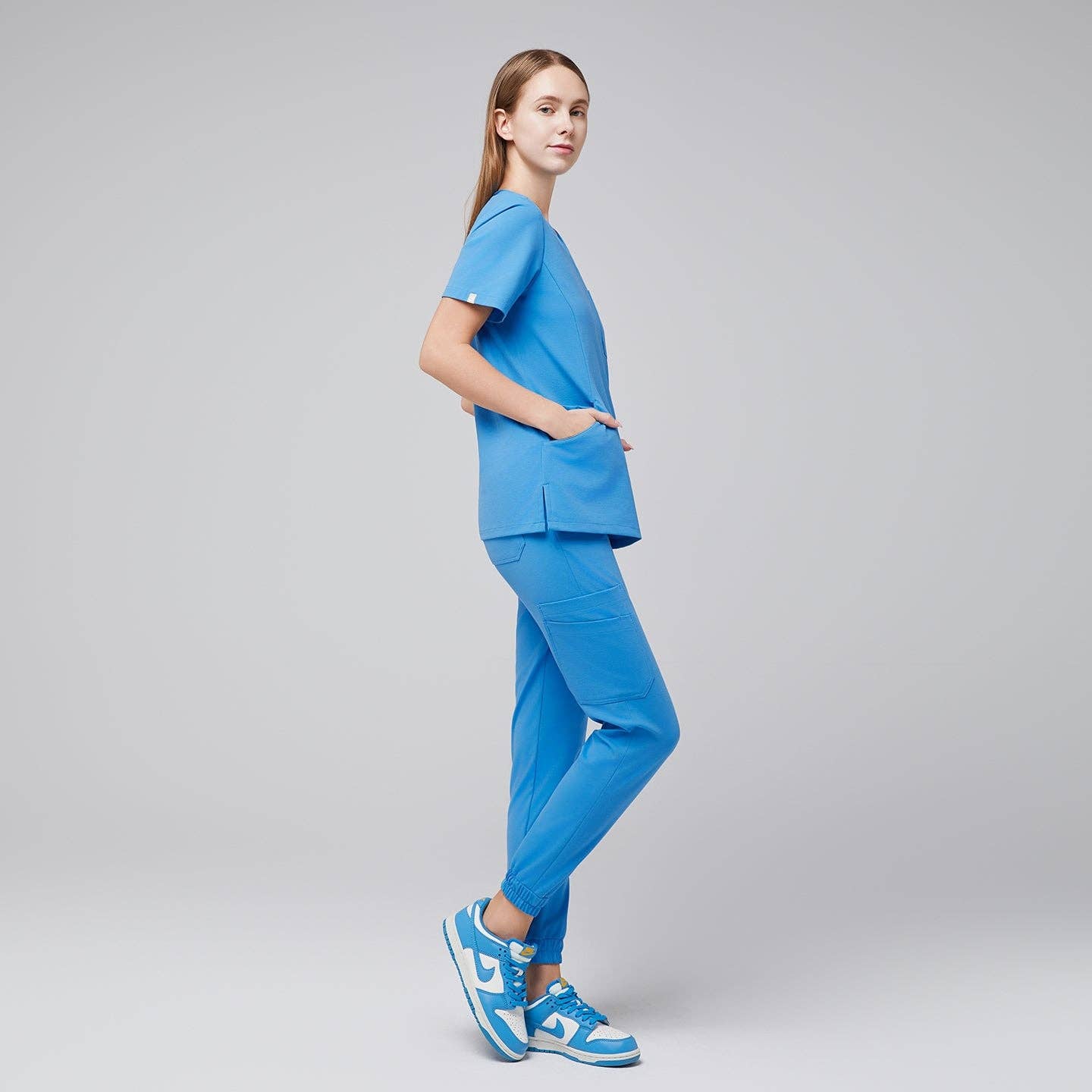 ZENIR – Engroshandel Sygeplejeruniform – til kvinder – ZENIR W-Soft stretch skrubtop til kvinder38