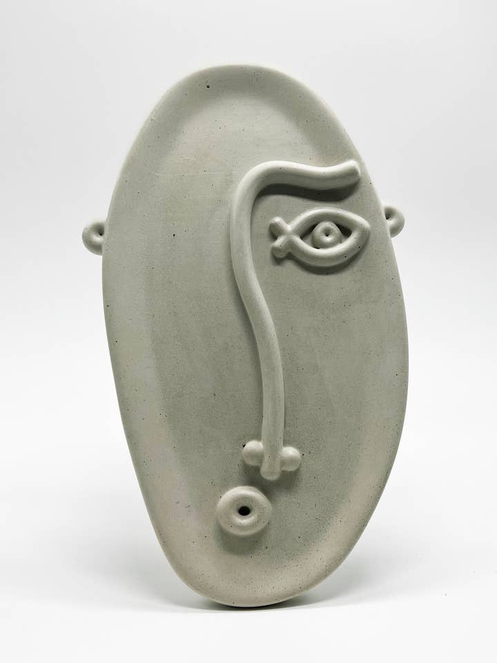 Marco Decorative Plate for wholesale by Uno Atelier