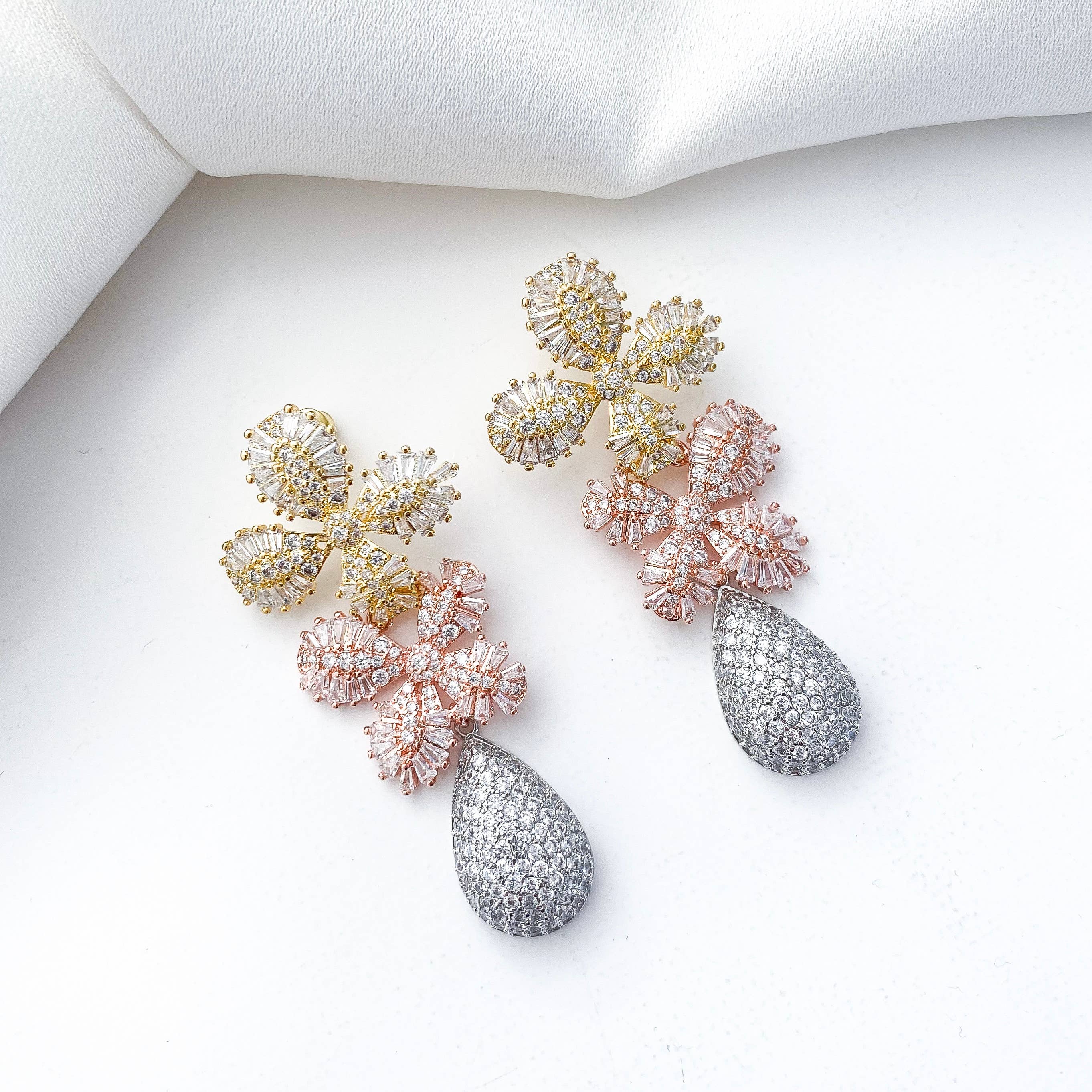 Nicholls Jewellery – wholesale Dangle earrings – Gold, Rose Gold and Silver Crystal Flower earrings8