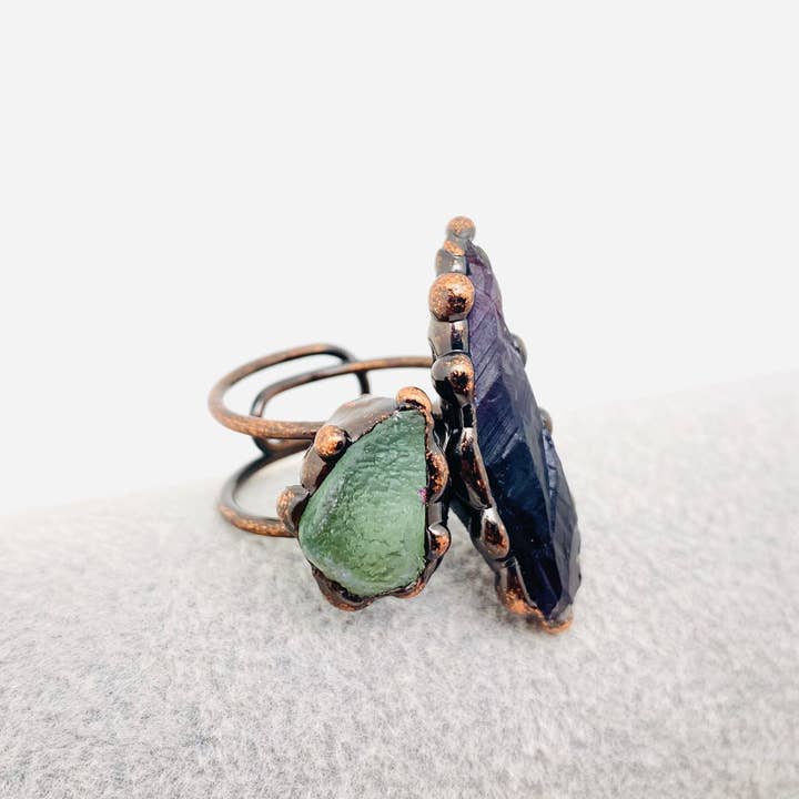 Mio Queena - Wholesale Cocktail/Statement Ring - Natural Stone Irregular Fluorite Crystal Adjustable Ring -CS5
