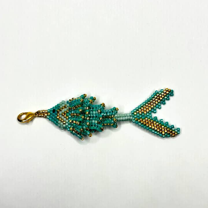 Bellalu Jewelry and Accessories - Wholesale Pendant/Charm Necklace - Murano Fish Shape Necklace1