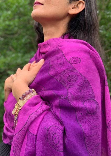 LOVELEEN®️ - Wholesale Scarf - Women's - 'Shining star of the Infinite galaxy' scarf (purple)2