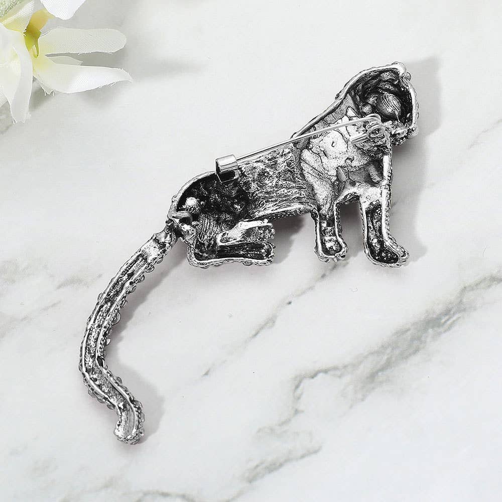 Sensibling Corp. – Großhandel Broschen – Steinverzierte Leoparden-Brosche7