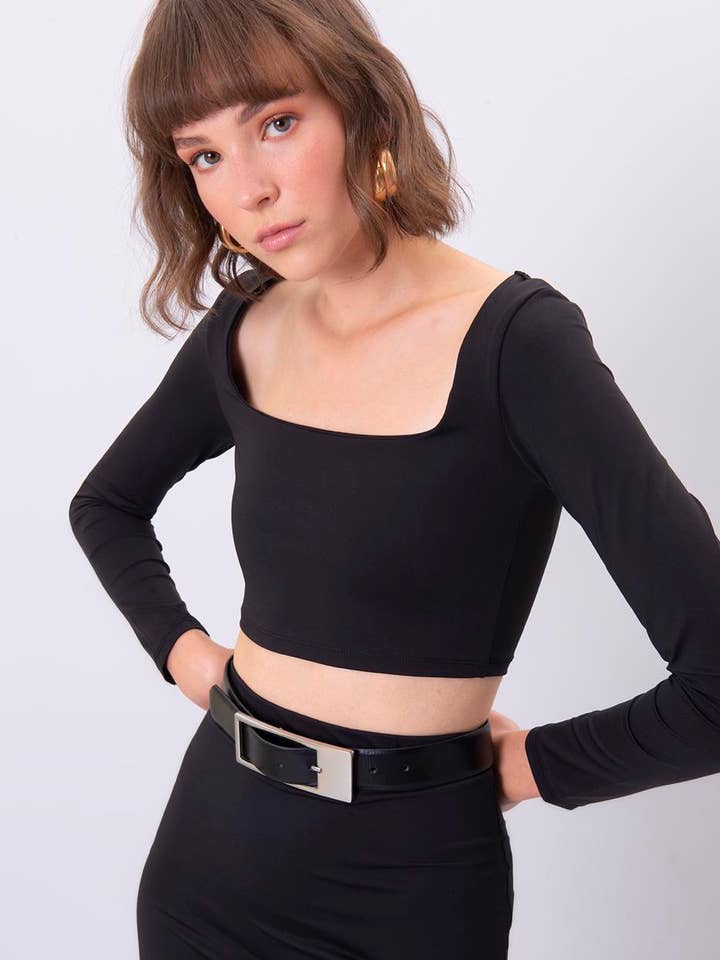 17138-Deep Open Neck Crop Top - Black for wholesale by BSL