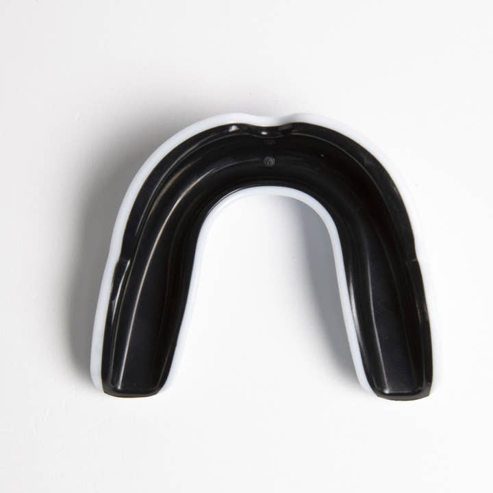 Bravose - Wholesale Sporting accessories - Bravose White Mouth guard Gum shield2