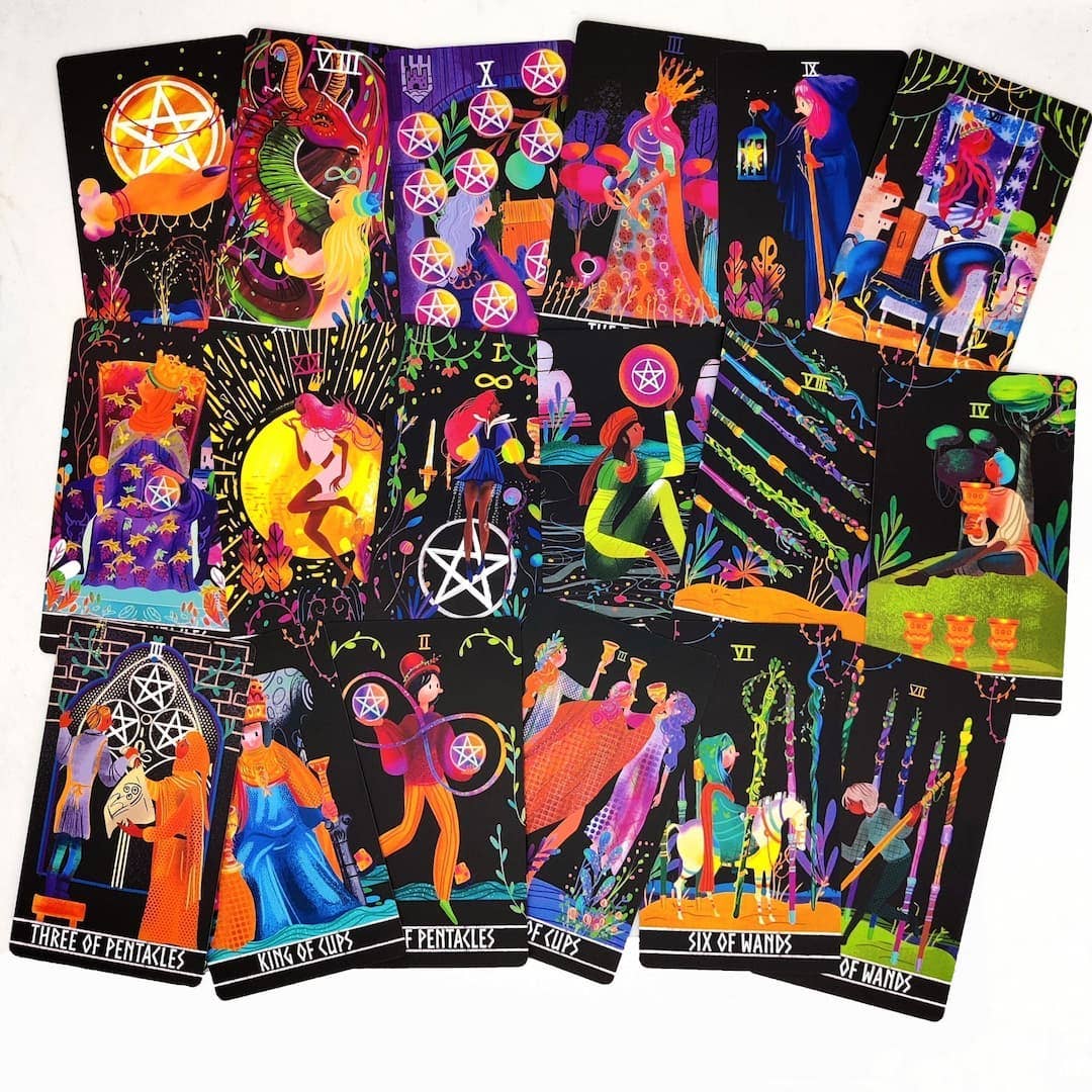 LA MUCI DESIGN - Wholesale Tarot Cards - Fairy Tale Tarot Deck – Vibrant Storybook-Inspired Cards2