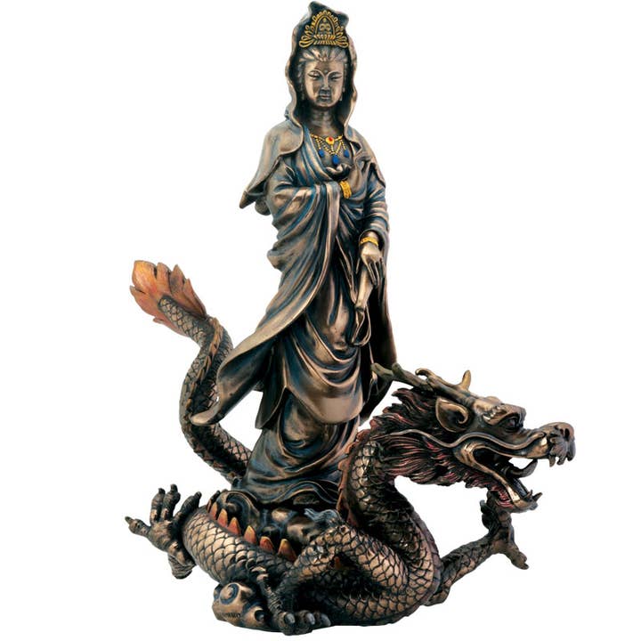 Kuan Yin avec Dragon pour la vente par Pacific Trading