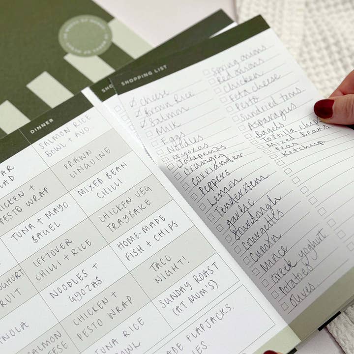 AIM Studio Co – wholesale Notepad – Weekly Meal Planner A4 Notepad with Perforated Shopping List3