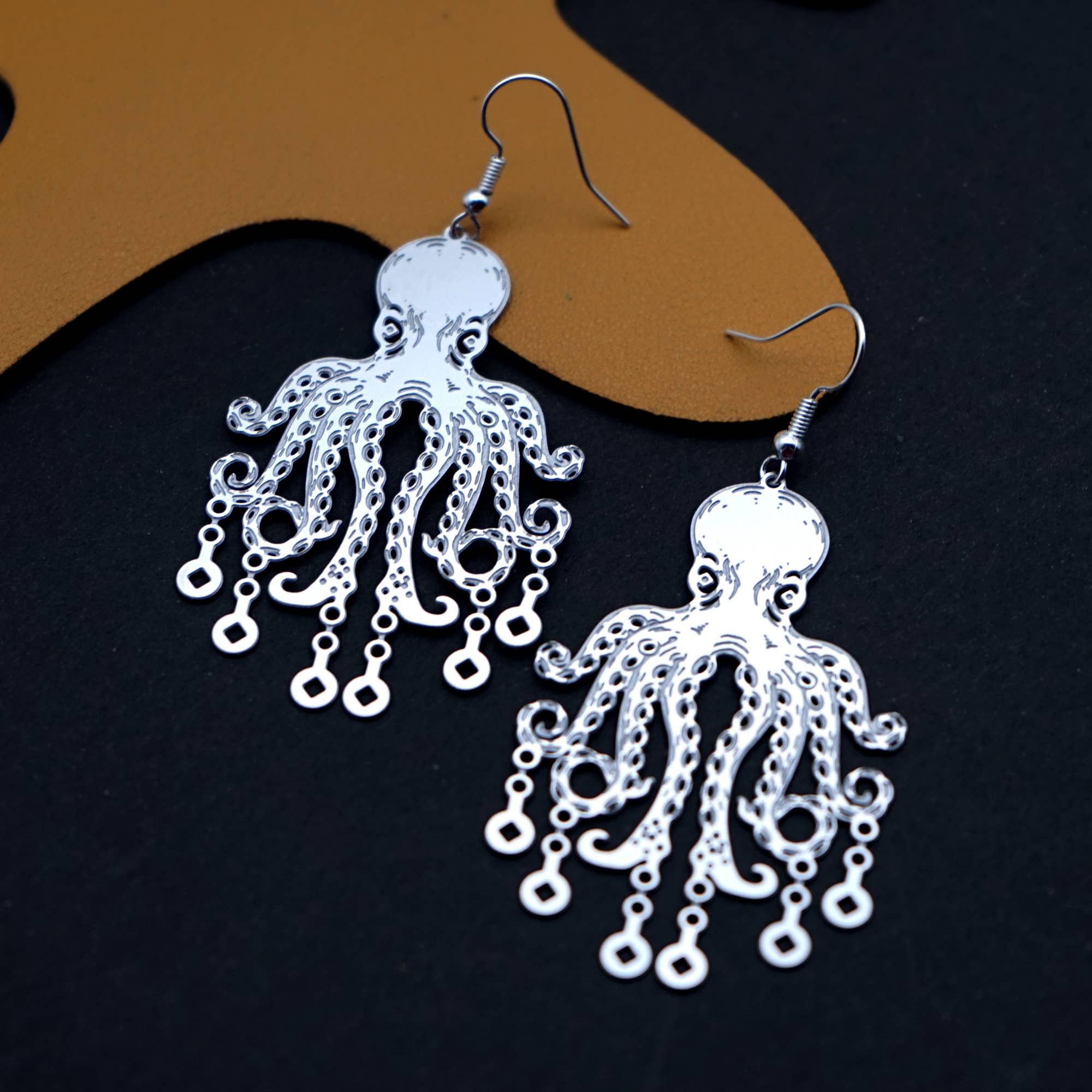 HappyJewelrySupplies - Wholesale Dangle earrings - Stainless Steel Octopus Earrings – Ocean's Curiosity0
