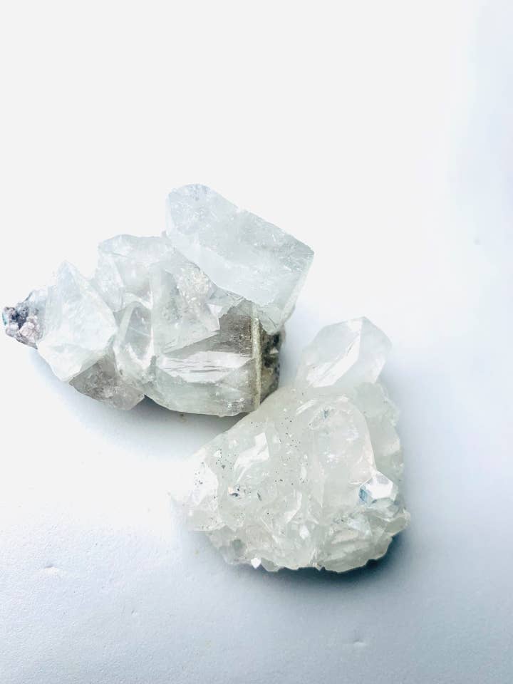 Raw Specimens for wholesale by Essential Diamonds Co