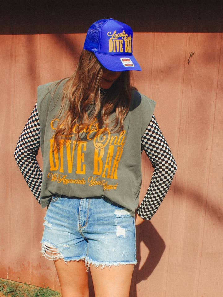 The Clandestine Underground – Großhandel Tanktop – Damen – Nur für Einheimische Tauchbar, Westliches Vintage Gekürztes Muskelshirt7