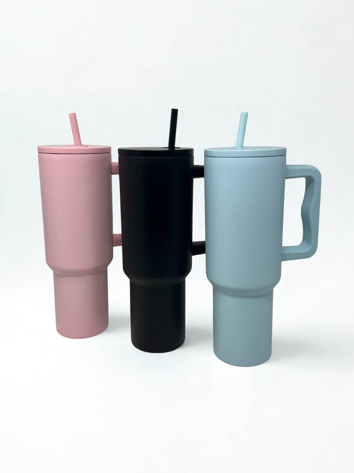 32oz Double Wall Stainless Steel Tumbler w/ Handle and Straw for wholesale by USA HomeMax