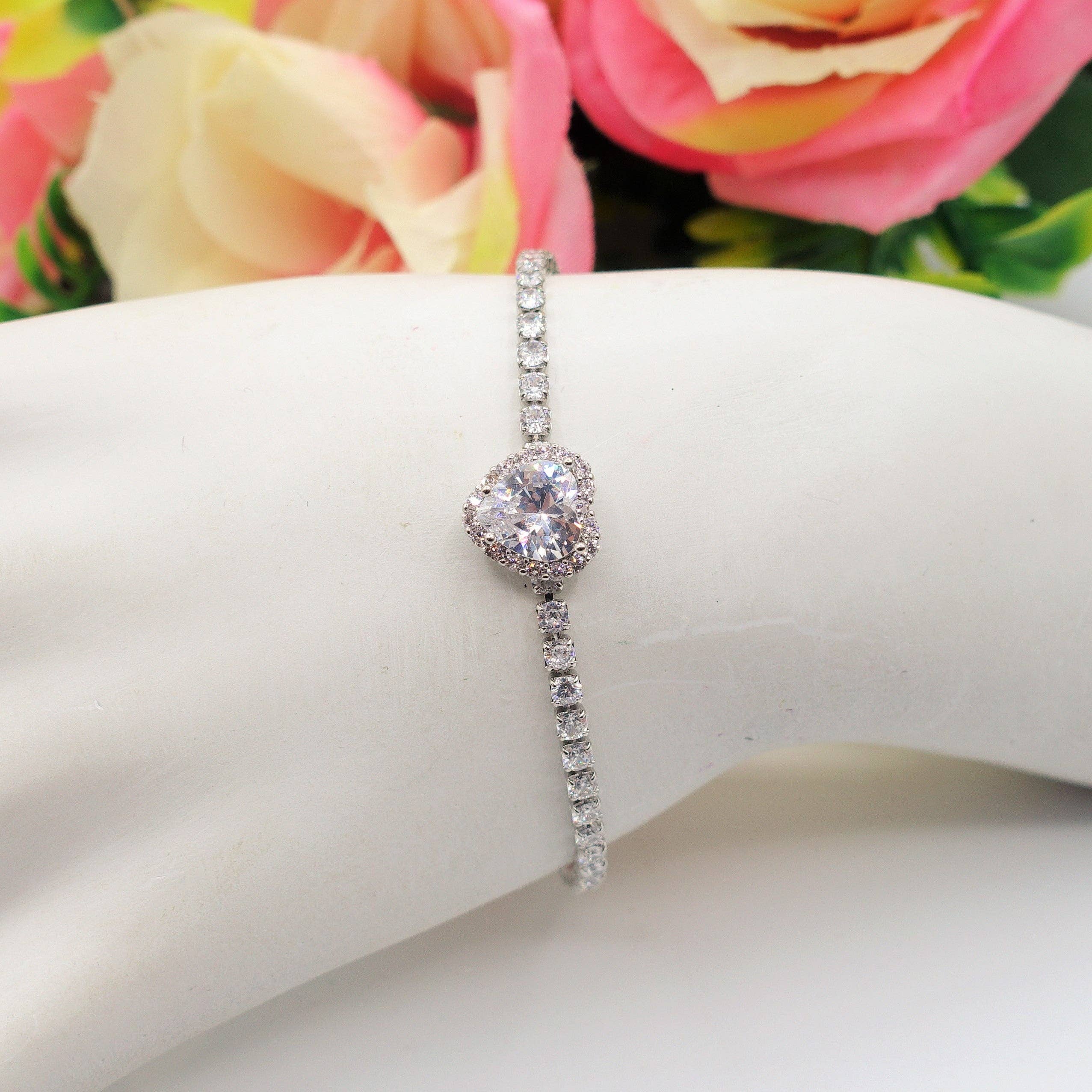 Daemon srls - Vendita all'ingrosso Bracciali tennis - DIANA ~Chunky~ Bracciale tennis con cuore in zirconi cubici0