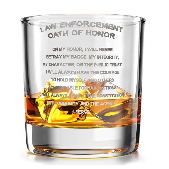 Old Southern Brass - Venta al por mayor Copas de cóctel/licor - Juramento de honor para oficiales de policía - Vaso de whisky1