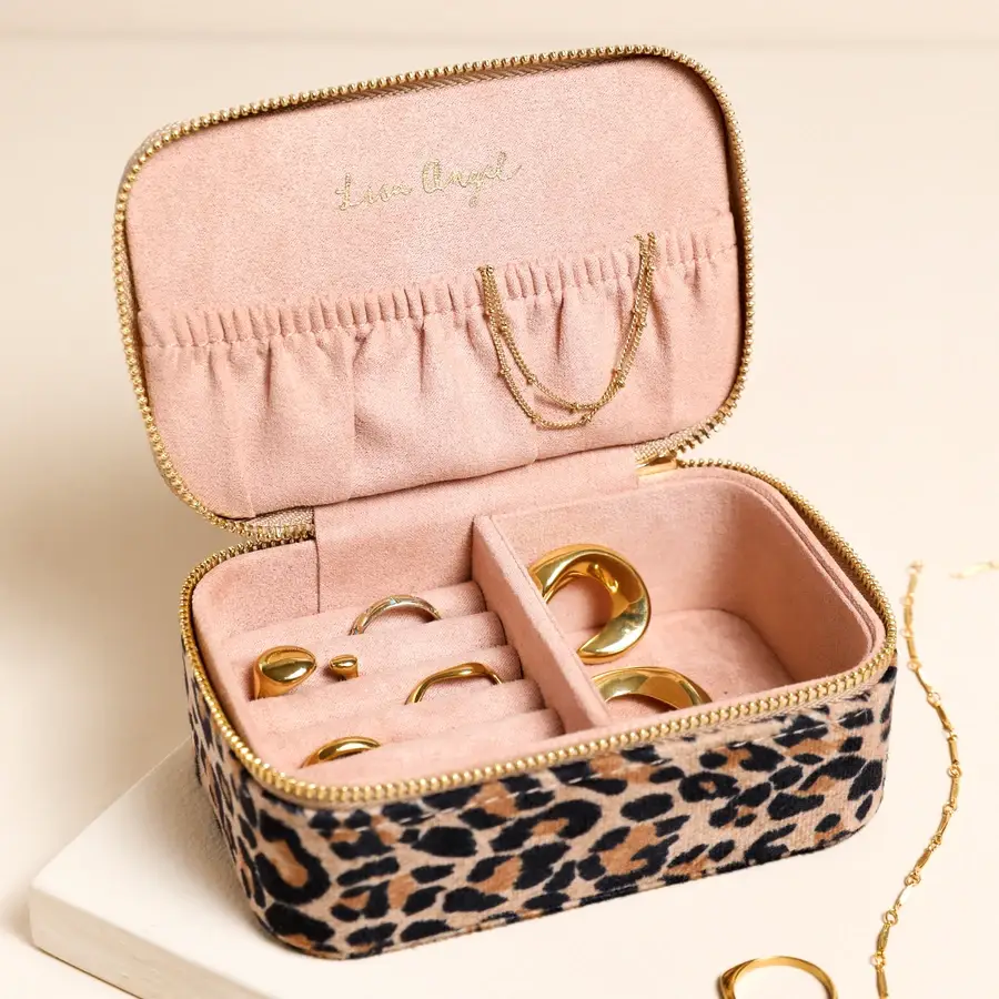 Lisa Angel – wholesale Jewellery box/organiser – Leopard Print Velvet Rectangular Travel Jewellery Case1