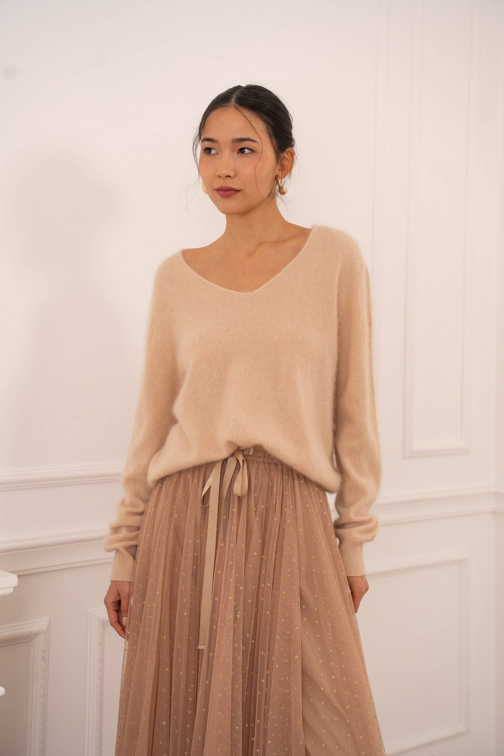 CHOKLATE PARIS – Engroshandel Pullover - Dame – Kashmir- og børstet uldtrøje med V-hals - A88910