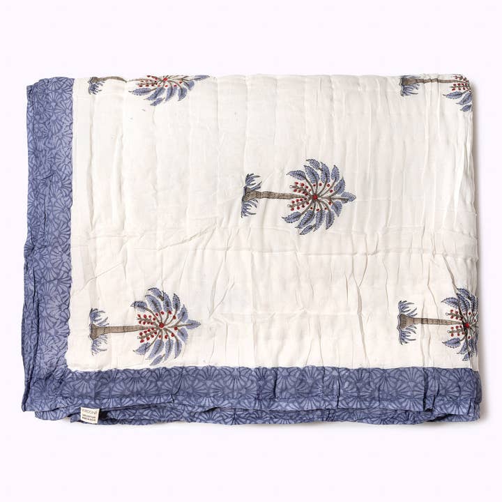XXL Quilt "Palm Breeze" - King Size Overdyne (220 x 270 cm) for engroshandel hos kikooni