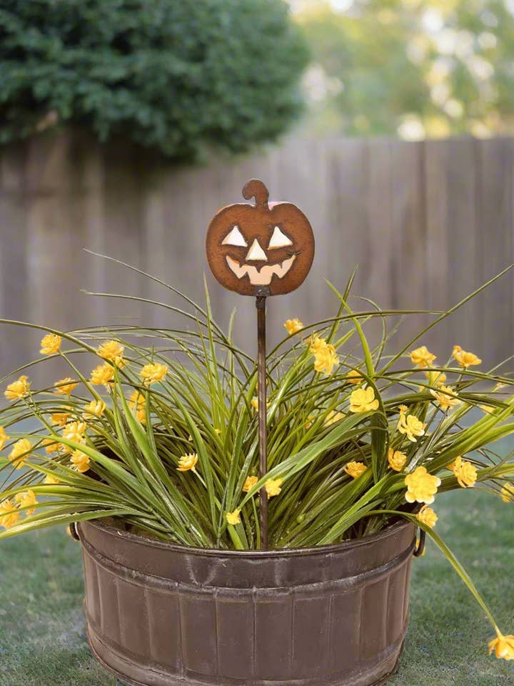 Jack O Lantern Pumpkin Halloween Garden Plant Stake for wholesale by Universal Ironworks USA