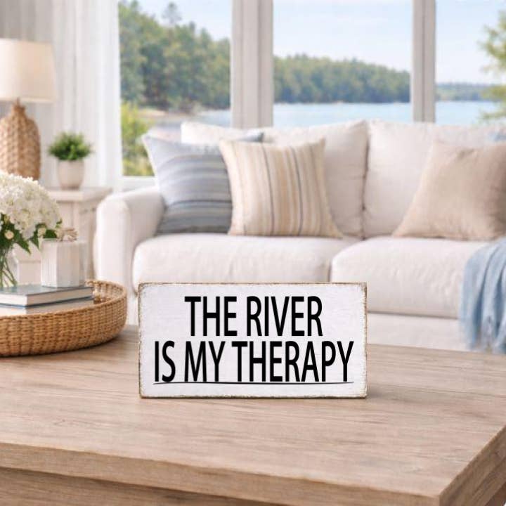 LA RIVIÈRE EST MA THÉRAPIE pour la vente par Dudley's Cottage & Gifts