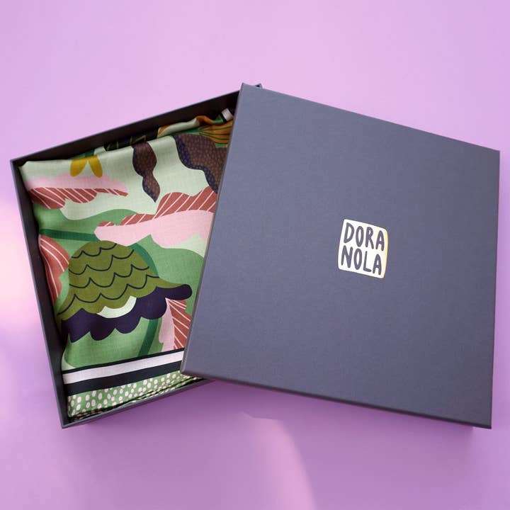 Dora Nola - Wholesale Scarf - Women's - Nana silk scarf 907