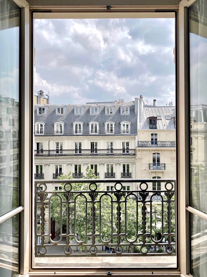 Saint-Germain des Prés for engroshandel hos Mister Antonio Art