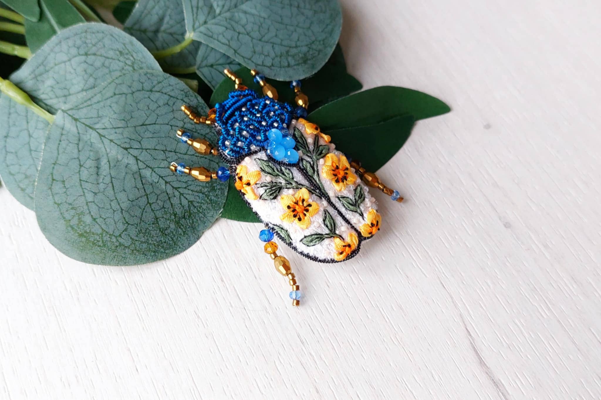 BeadSplendour - Vente Broches - Broche scarabée Broche coléoptère Broche perlée Insecte broche1