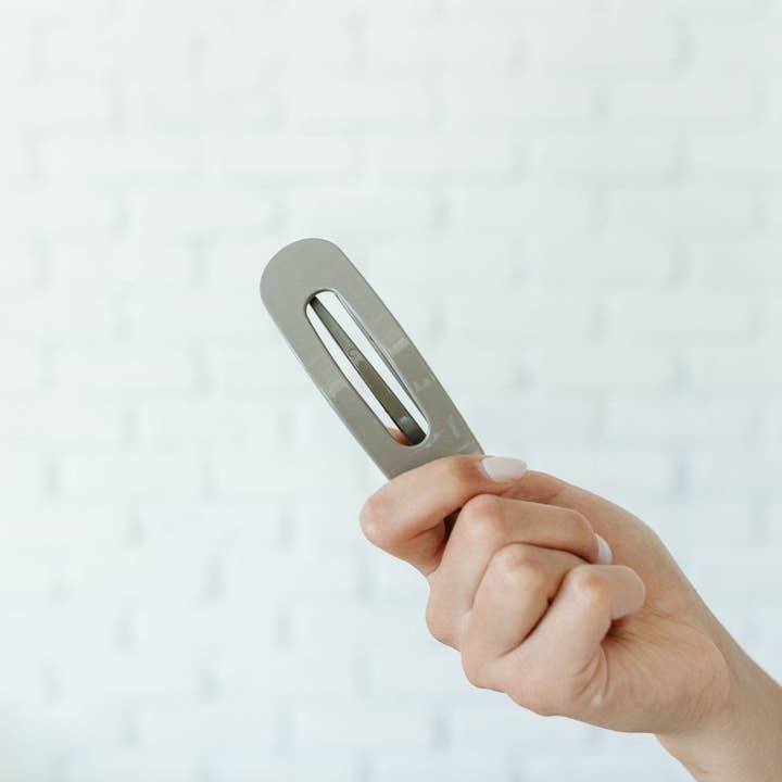 Shop Andi - Wholesale Hair Clip - Women's - Glossy Flat Claw Clip6