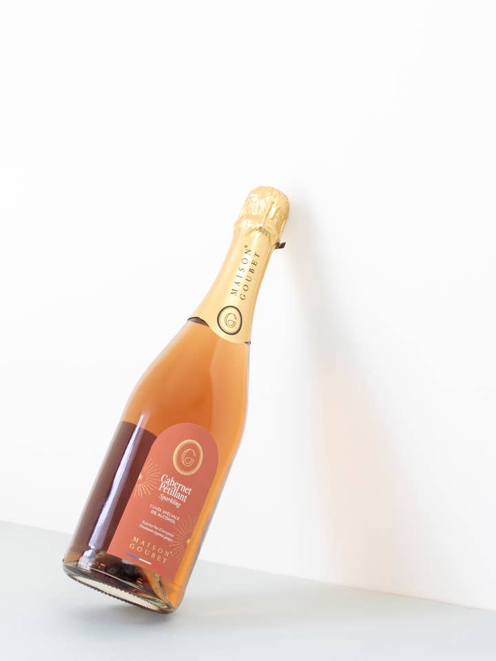 Organic & alcohol-free Cabernet-Sauvignon sparkling grape variety 750ml for wholesale by Maison Goubet