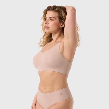 Evelyn & Bobbie - Wholesale Sports Bra - Women's - Defy Bra15