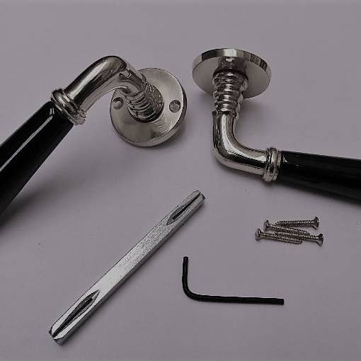 IronmongeryWorld - Wholesale Knob/pull - Pair Of Kensington Ceramic Door Handles Victorian Chrome