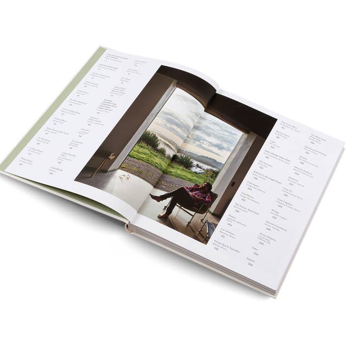 gestalten & teNeues - Wholesale Book - Adult - The House of Green: Natural Homes and Biophilic Architecture