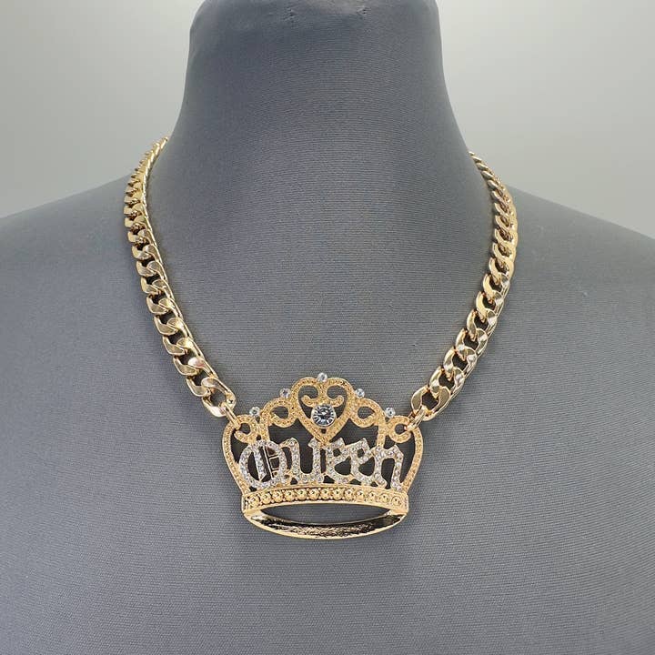 Greater Goods Imports & Wholesale - Wholesale Pendant/Charm Necklace - N0652 YN3715 QUEEN Necklace4