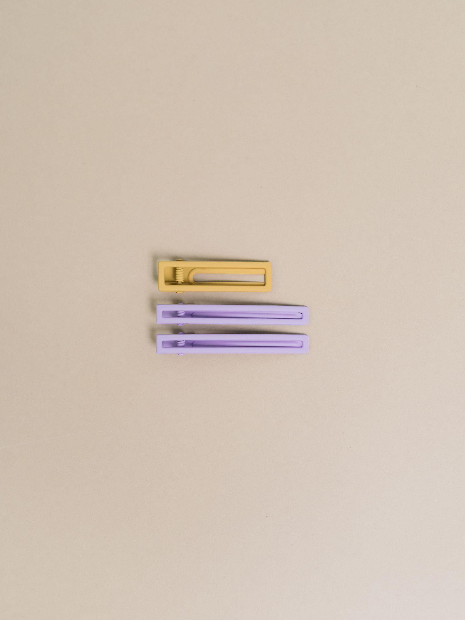 NAT + NOOR - Venta al por mayor Conjunto de accesorios para el pelo - Mujer - Set de 3 clips para cabello estilo aligator Yarrow en colores surtidos15