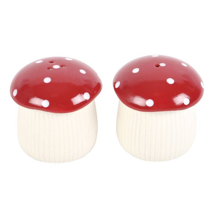 Something Different Wholesale - Wholesale Salt & Pepper Shaker Set - Mushroom Salt and Pepper Shakers
