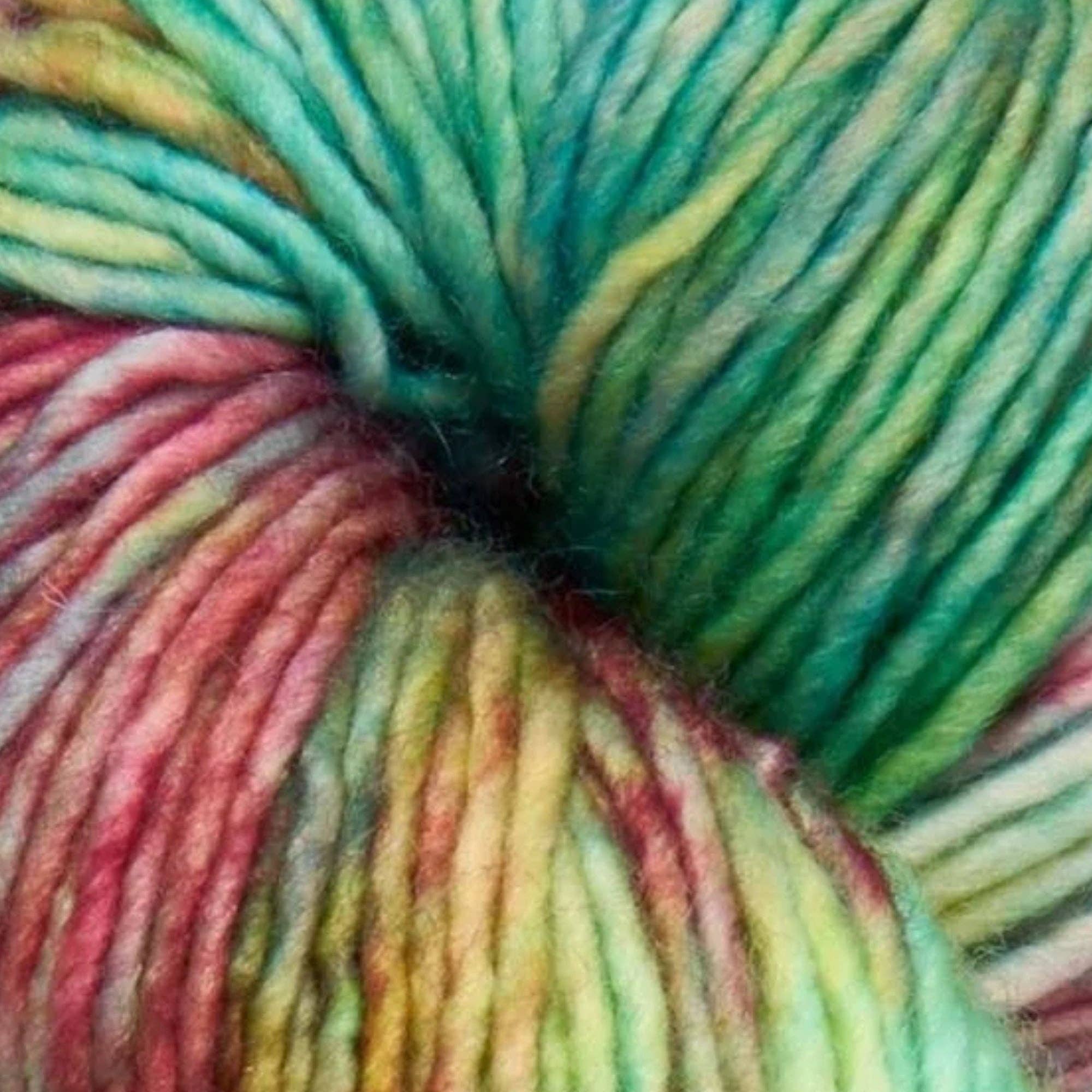Sensy - Wholesale Yarn - Sensy Harmony Yarn, 100% Extra Fine Superwash Merino Wool, Hand-dyed, 3.5 oz, 218 Yards, Gauge 4 Medium3