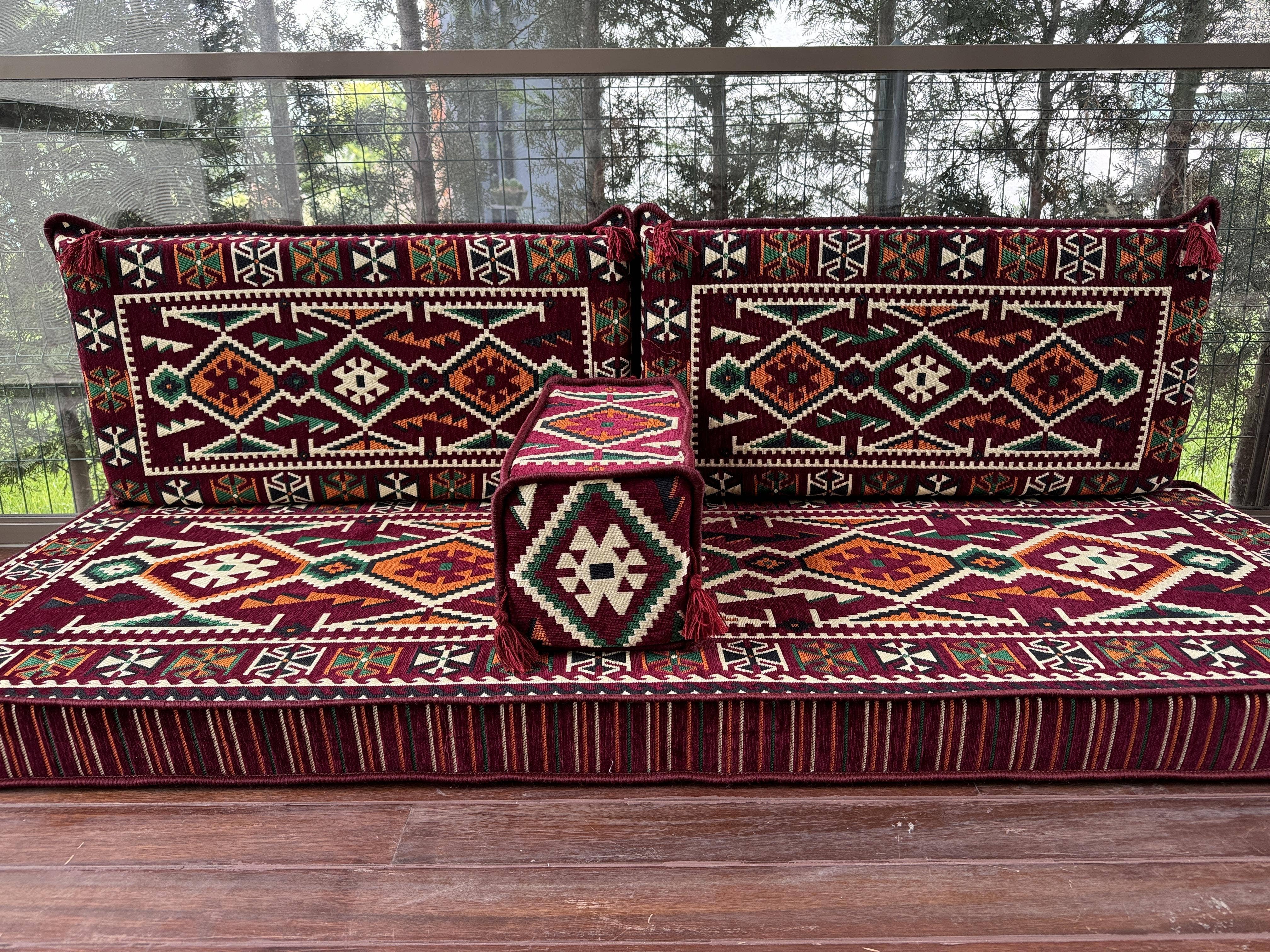 The Loom Wholesale – wholesale Sofa – Handmade Kilim Sofa Set for Rustic Floor Seating3