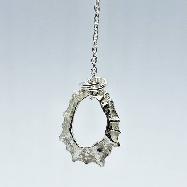 the ticketyboo coo - Wholesale Pendant/Charm Necklace - Silver Open Limpet Shell Necklace - Isle of Colonsay