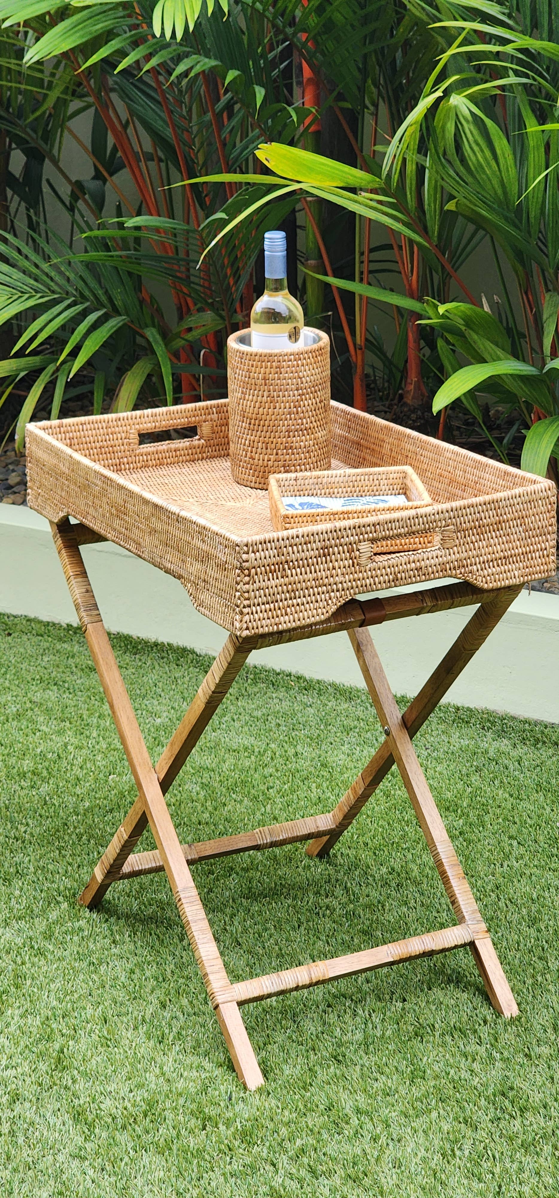 Artifacts Trading Company - Wholesale Serving Tray - Rattan Butler Tray Table with Glass Insert – Folding Table0